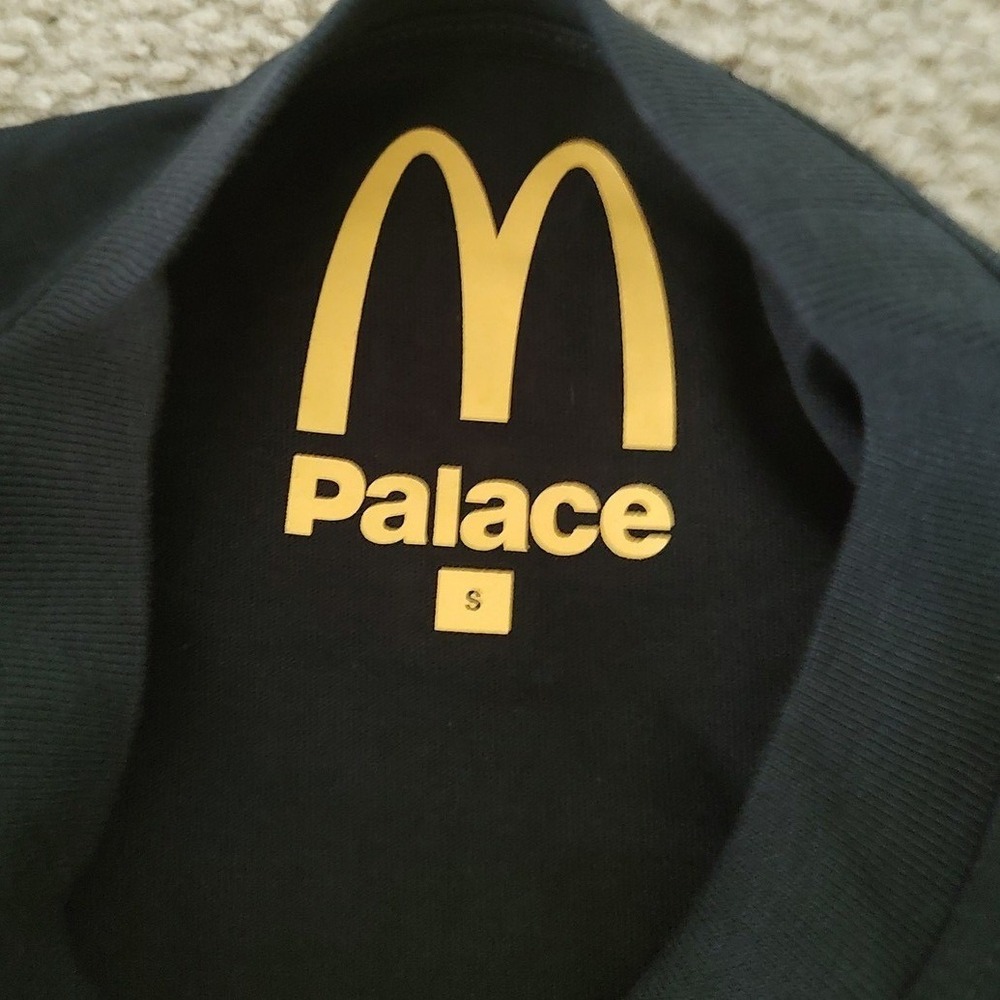 Palace McDonalds T-Shirt Mens Small Black Golden Arches Logo 2023 Collab Tee‎